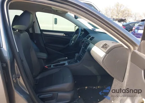 2013 Volkswagen Passat 2.5L Se из США, поврежденный, VIN 1VWBH7A3XDC084610